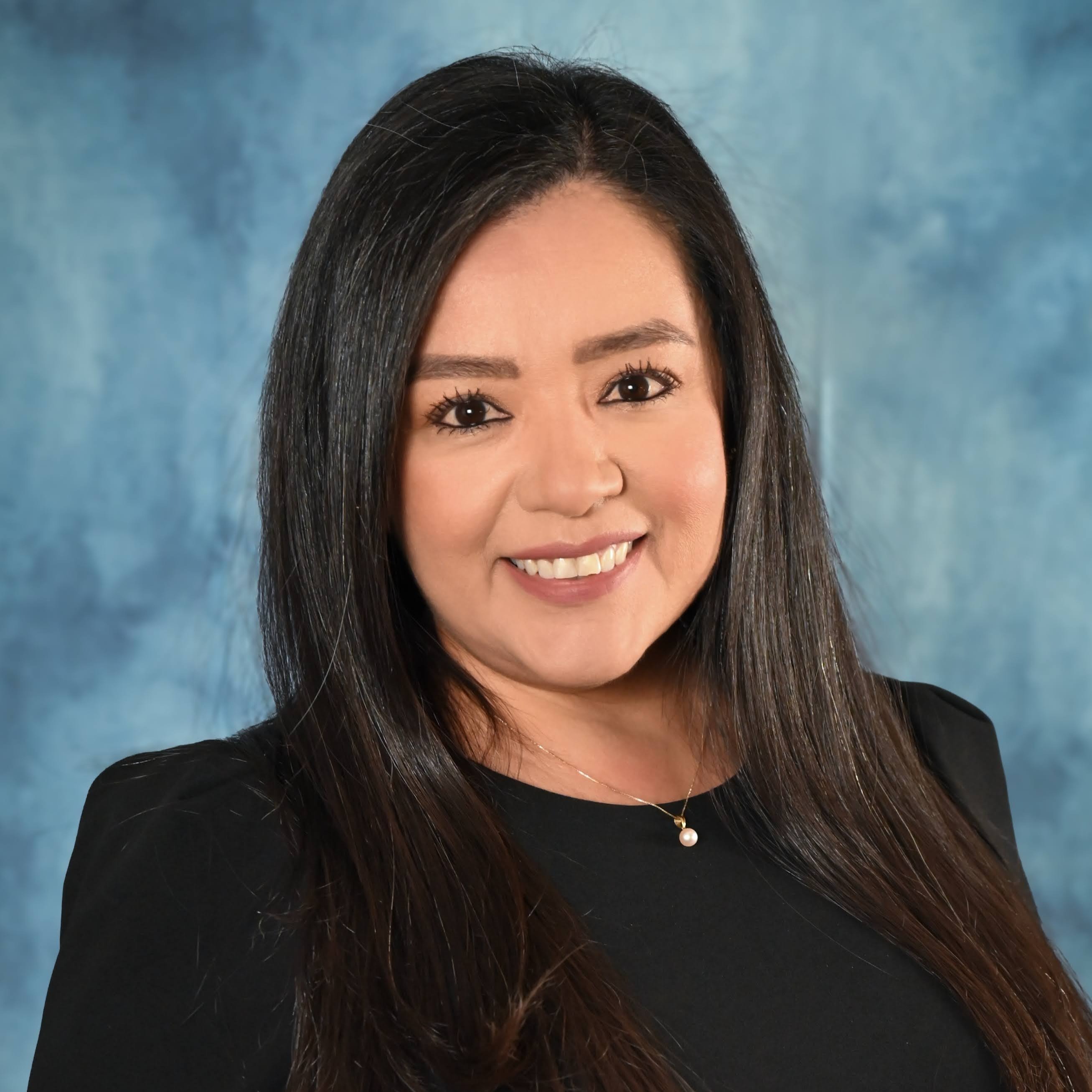 Denis Cabanilla Headshot