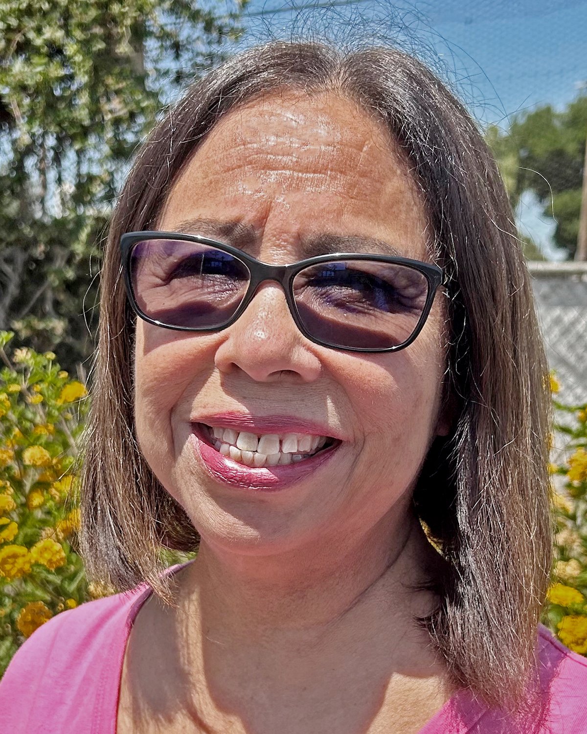 Benavente, Theresa