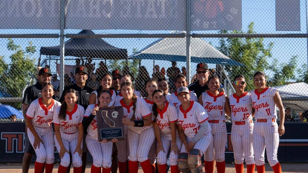 Woodlake softball regionals Woodlake High softball
